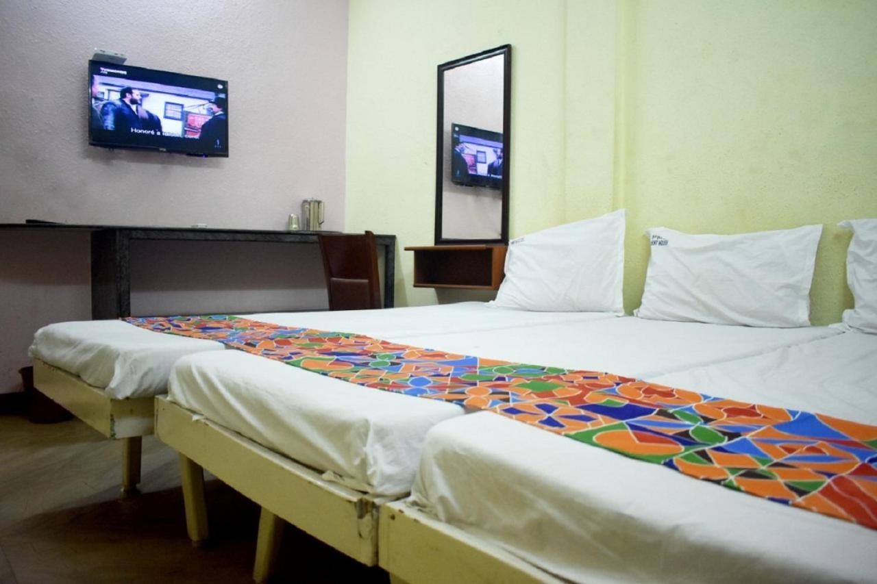 Pms Guest House Пондичерри Экстерьер фото